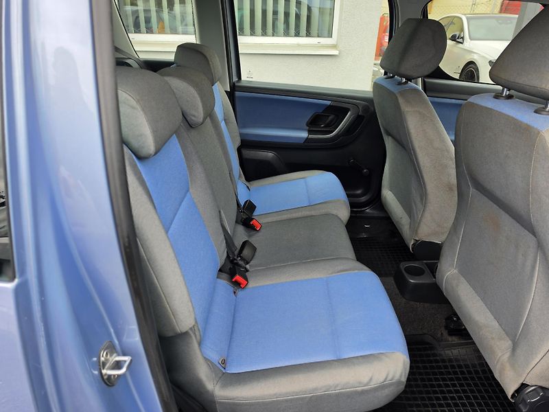 Škoda Roomster 1.2 HTP TZ - fotka 11 z 24