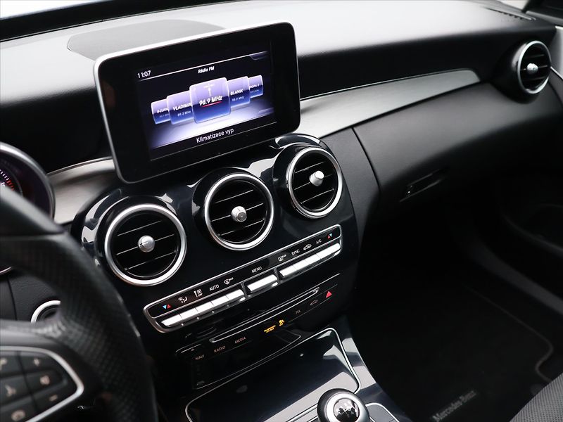 Mercedes-Benz Třídy C 1,6 CDI 100 kW Tažné Aut.Klima - fotka 18 z 32