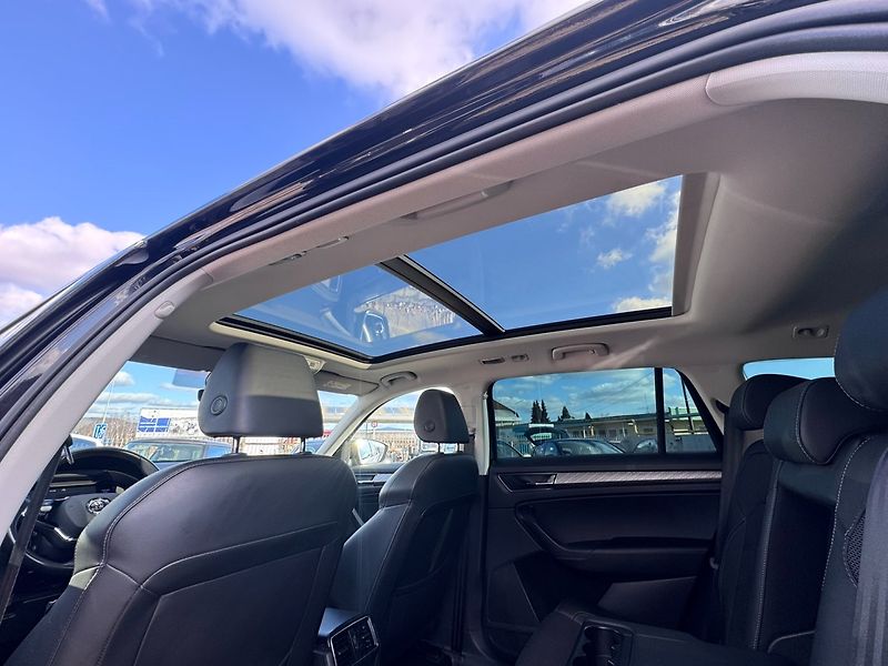 Škoda Kodiaq (2022) 4X4 DSG 2,0 TDI 147 KW 2 MAJ - fotka 33 z 50