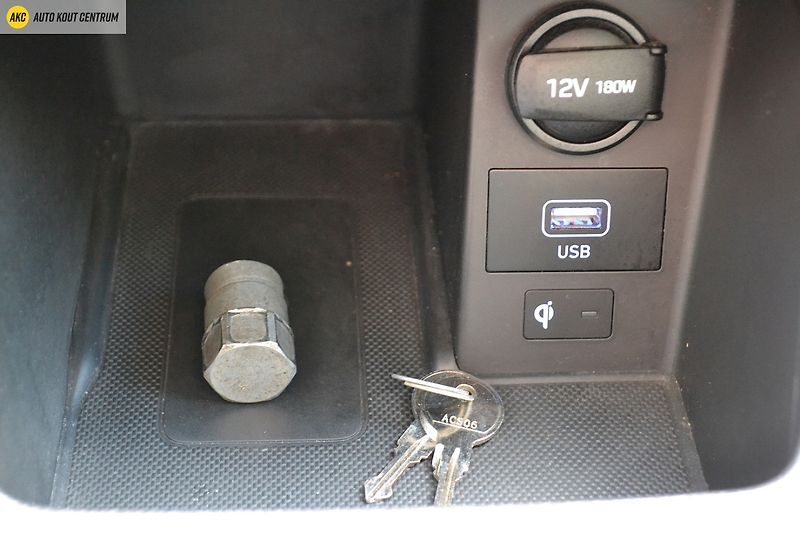 Hyundai i30 FASTBACK 1,5 T-GDI MT STYLE - fotka 30 z 62