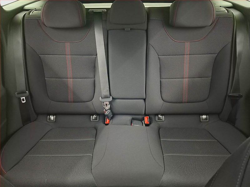 Hyundai i30 (2025) 1.5 T-GDI MHEV 48V, N- Line - fotka 10 z 20