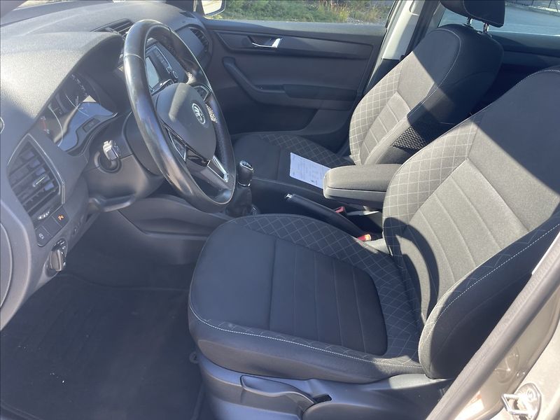 Škoda Fabia 1,2 TSi 66kw Style Klima ESP V - fotka 7 z 34
