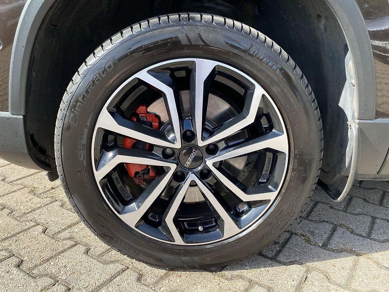 Škoda Karoq (2018) 1.5 TSI DSG Style + - fotka 32 z 36