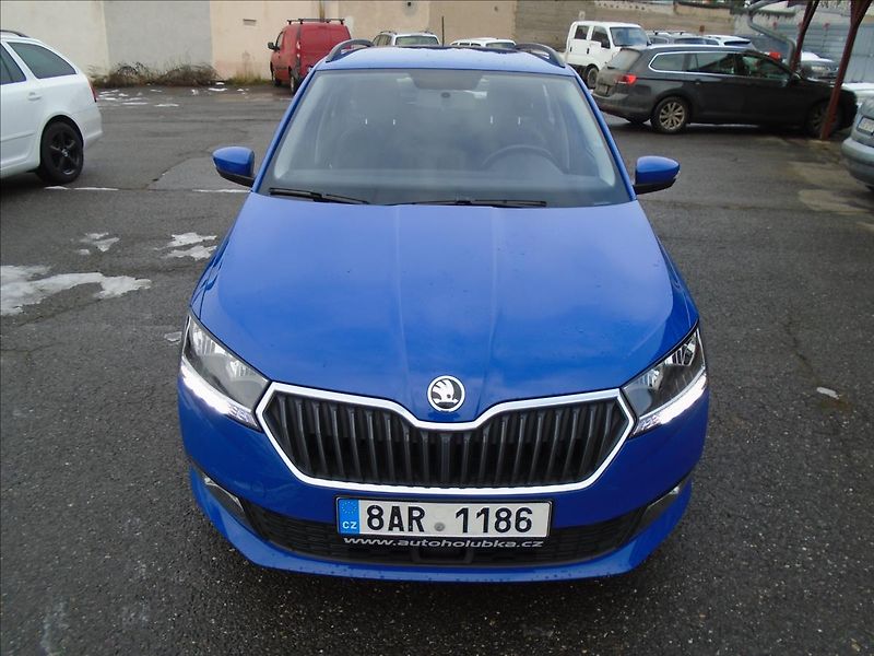 Škoda Fabia 1,0 - fotka 7 z 26
