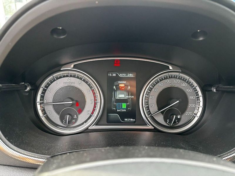 Suzuki Vitara 4x4 Elegance 1,4 BoosterJet - fotka 11 z 14