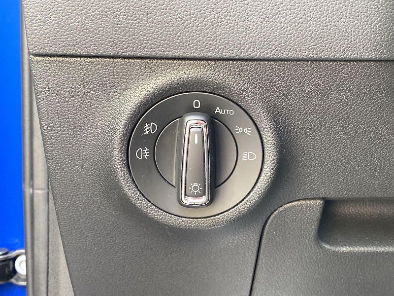 Škoda Karoq (2023) 2.0 TDI 4x4 DSG Style - fotka 24 z 34