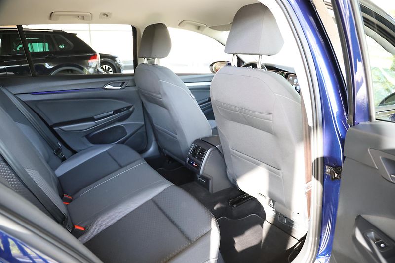 Volkswagen Golf Variant (2023) 2.0TDI LED Navi Tažné Display - fotka 20 z 39