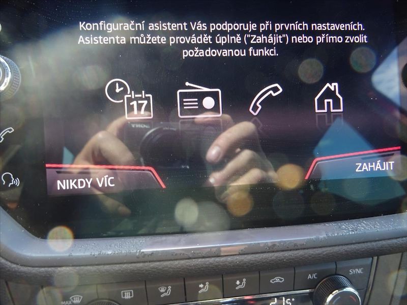 Seat Arona 1,0 TSi 85 kW FR Business - fotka 21 z 31