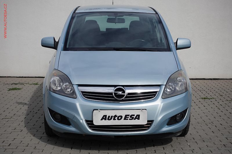Opel Zafira (2010) 1.6i, ČR, AC, temp - fotka 2 z 23