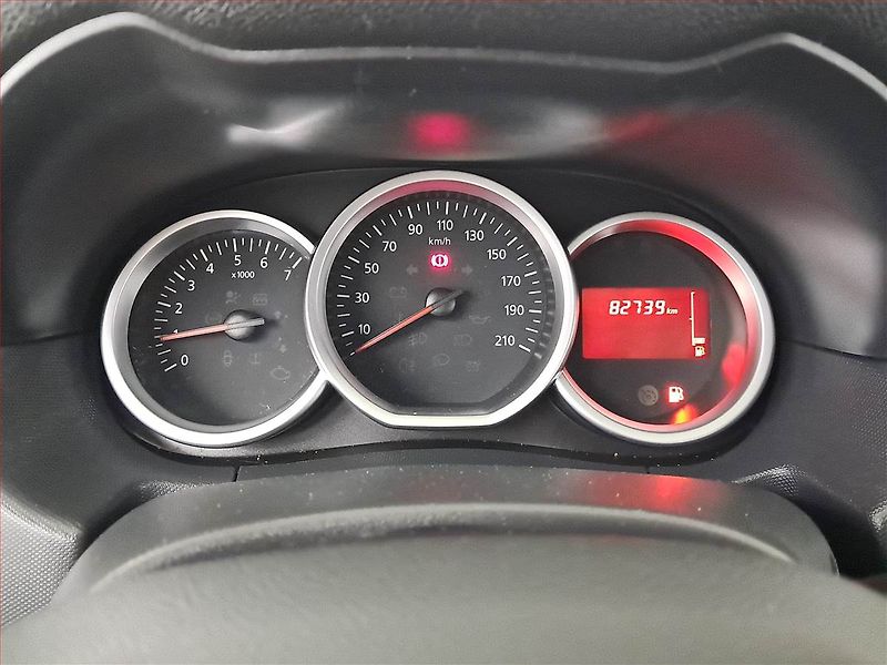 Dacia Duster (2017) 1.6 SCe, ČR,1.maj, Serv.kniha - fotka 11 z 18