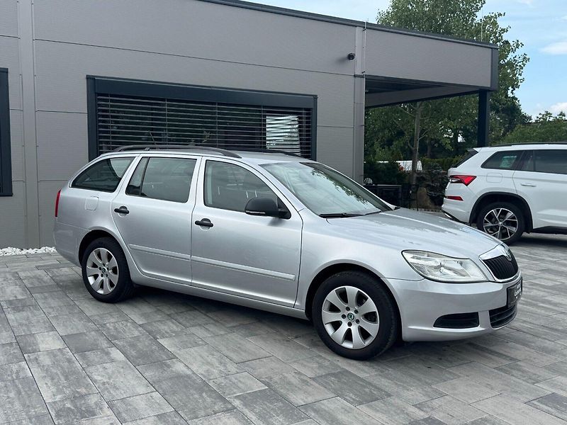 Škoda Octavia (2012) Comfortline 1.2 TSI 77kW - fotka 3 z 29
