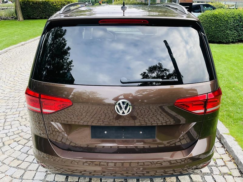 Volkswagen Touran 1.2TSI MANUÁL 7MÍST SERVISKA - fotka 14 z 42