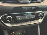 Hyundai i30 1,0 T-GDI COMFORT 1.MAJITEL - náhled 12