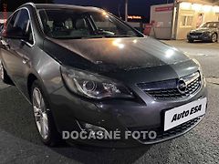 Opel Astra (2011) 1.4 T, ČR, navi, AC - fotografie inzerátu