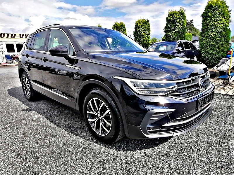 Volkswagen Tiguan (2021) 1.5 TSi Facelift Life ACC LED - fotka 3 z 31