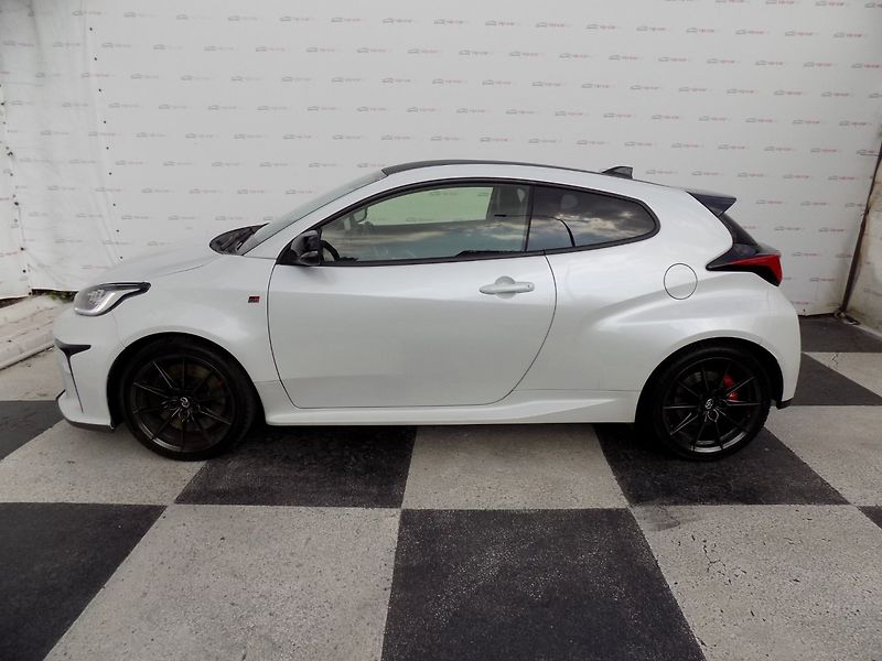 Toyota GR Yaris (2020) 1.6i/16V/FOUR/AWD/LED/ČR/ - fotka 2 z 32