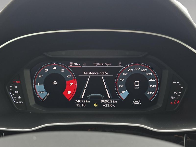 Audi Q3 (2021) S-Line 1.5 TFSi 110kw, ČR - fotka 16 z 26