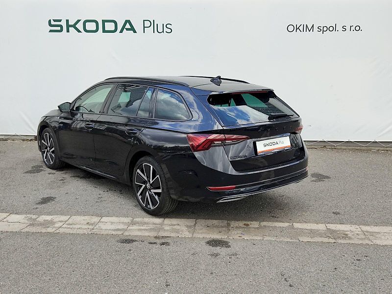 Škoda Octavia (2023) combi SportLine 2,0 tdi 110 Kw - fotka 34 z 38