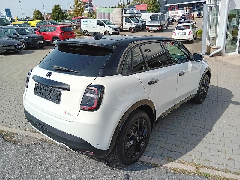 Fiat 600 (2026) 1,2 BENZÍN STREET /8 ZÁR/IHNED - fotka 5 z 19