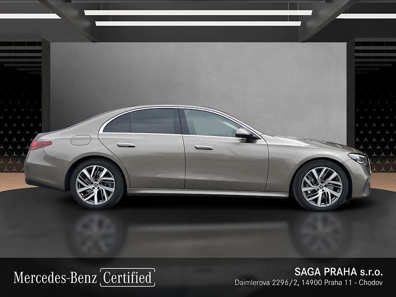 Mercedes-Benz Třídy E Třída E 450 d 4MATIC - fotka 3 z 18