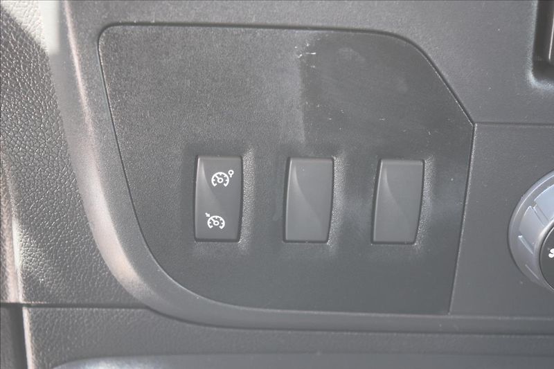 Opel Movano 2,3 d 92KW ODPOČET DPH! SERVIS - fotka 33 z 39