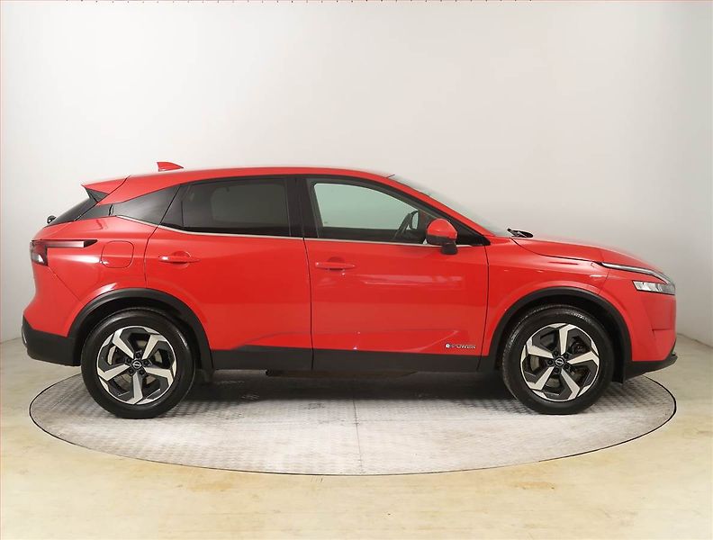 Nissan Qashqai (2023) 1.5 e-Power - fotka 6 z 25
