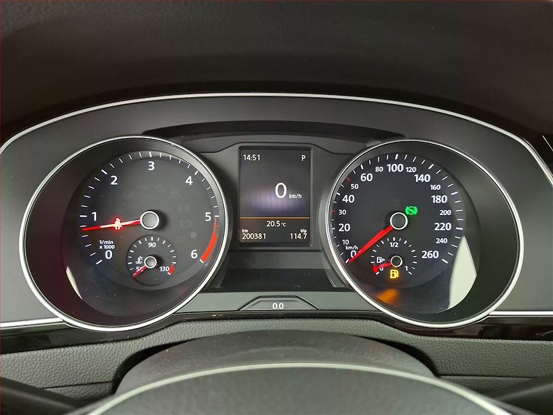 Volkswagen Passat (2016) 2.0 TDI, Automat, Kůže - fotka 11 z 19
