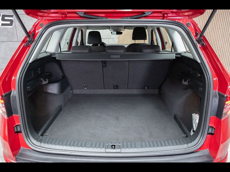 Škoda Kodiaq 2.0 TDI DSG*TAŽNÉ**DPH*ČR 1.M* - fotka 37 z 42