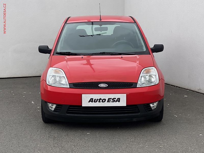 Ford Fiesta (2004) 1.3i, ČR, AC - fotka 2 z 15