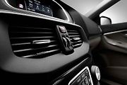 Volvo V40.