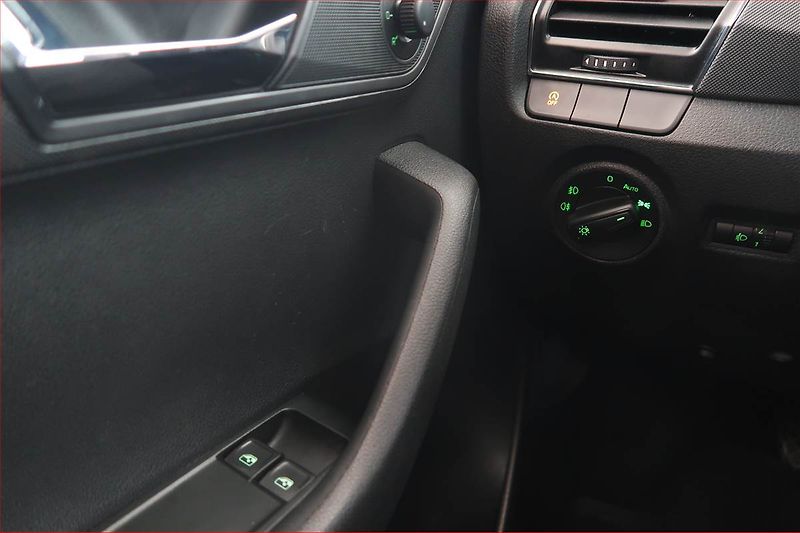 Škoda Fabia (2020) Ambition 1.0 TSI, ČR,1.maj - fotka 14 z 14