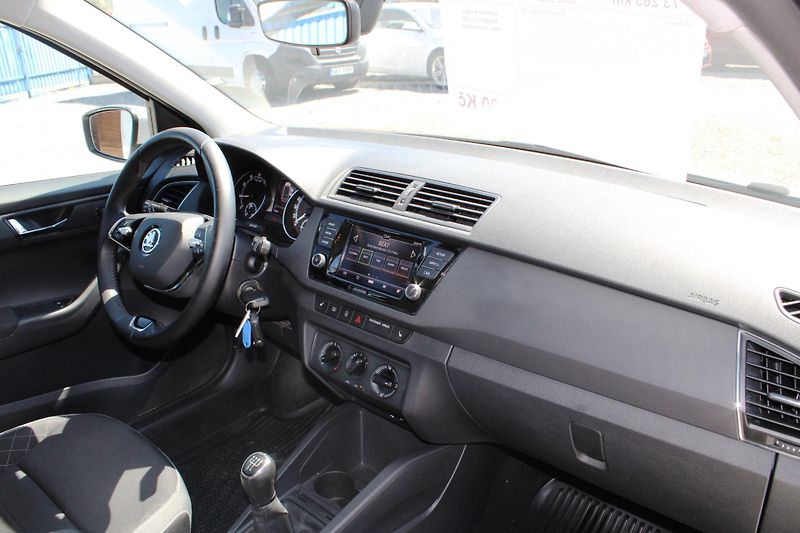 Škoda Fabia (2022) 1,0Tsi KLIMA TEMPOMAT EL.OKNA  - fotka 14 z 16