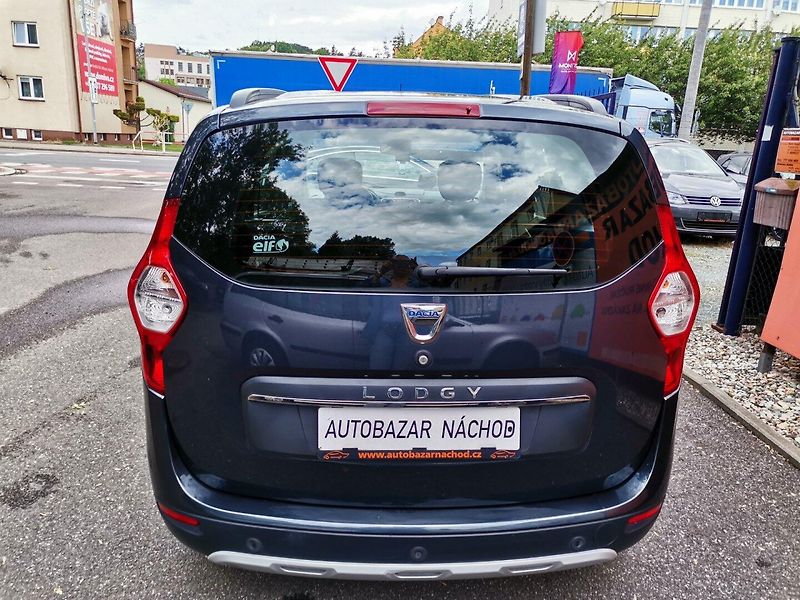 Dacia Lodgy (2019) 1.6i SCe 75kw StepWay AC PDC - fotka 4 z 25