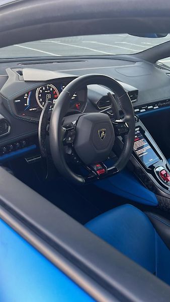 Lamborghini Huracán (2021) EVO 4x4 MATNÁ - fotka 6 z 6