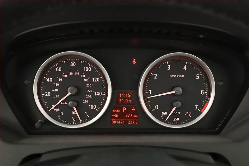 BMW Řada 6 (2005) 645 Ci - fotka 8 z 22