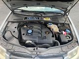 Volkswagen Passat (2003) 1,9 TDi 74 Kw TAŽNÉ - náhled 12