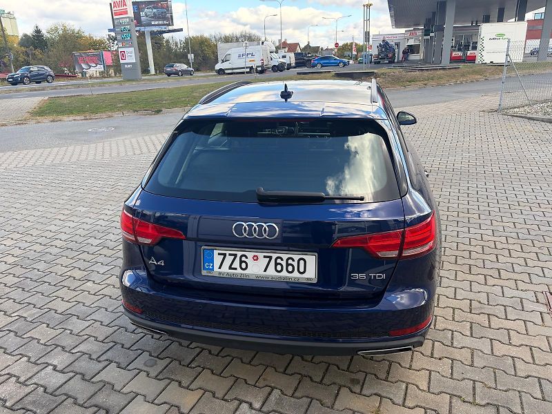 Audi A4 Avant (2019) - fotka 4 z 12