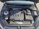 Volkswagen Golf 1.6TDi,PLNÁ VÝB.SUPER STAV!! - náhled 46
