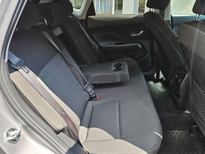 Hyundai Kona 1.0 T-GDi 88kW, Smart, DCT - fotka 31 z 33