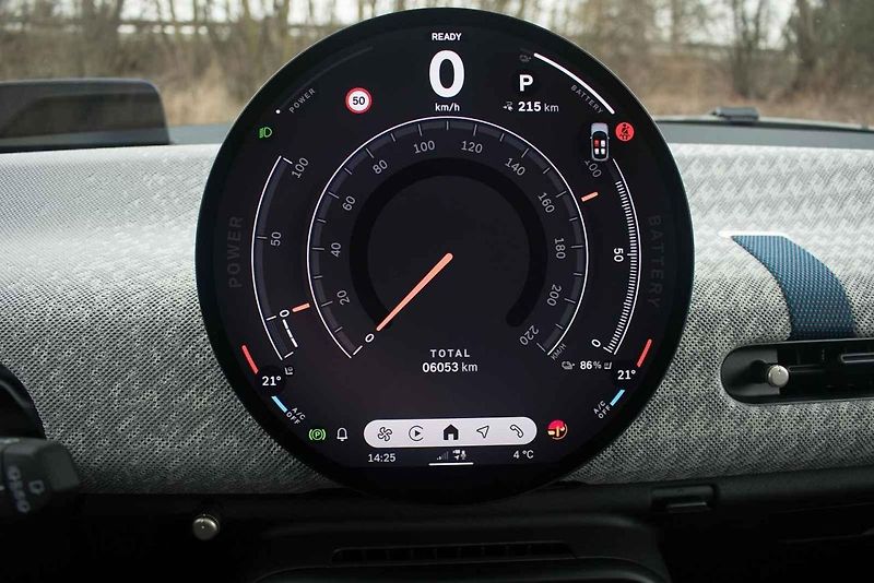 Elektrické Mini pořídíte ve třech výkonových verzích - 135, 160 a 190 kW.