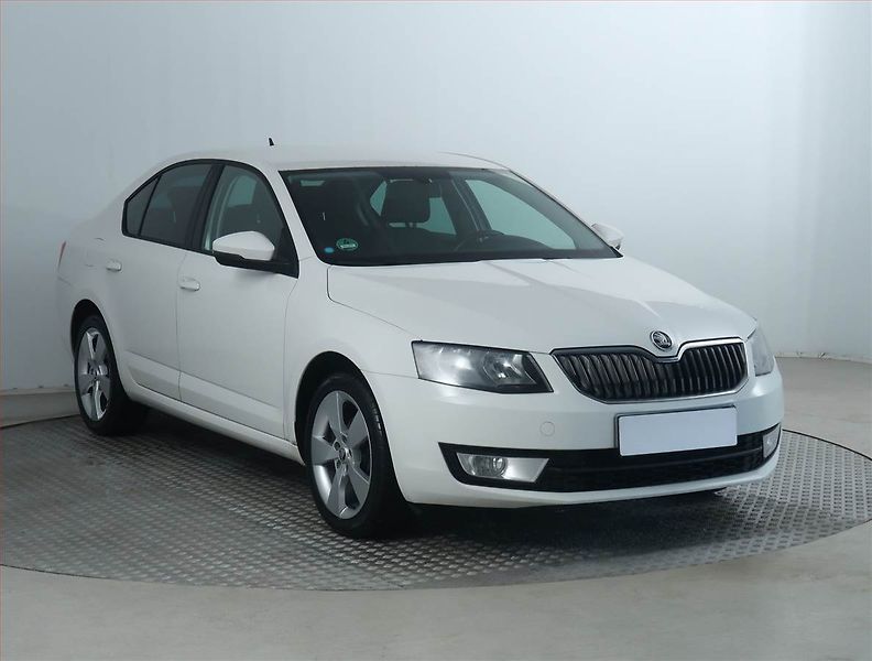 Škoda Octavia (2015) Ambition 1.6 TDI, Tempomat - fotografie inzerátu