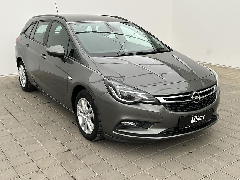 Opel Astra 1.6 CDTi Enjoy - fotka 7 z 24