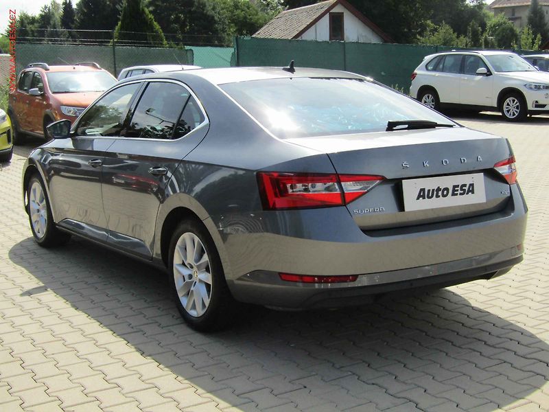 Škoda Superb (2022) 2.0TDi 4x4, ČR, DSG, navi - fotka 6 z 18