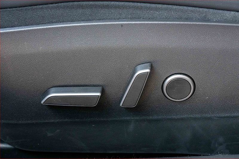 Tesla Model 3 (2022) Standard Range LFP, SoH 93% - fotka 16 z 20