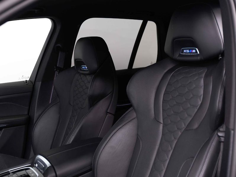 BMW X5 M Competition - fotka 19 z 22
