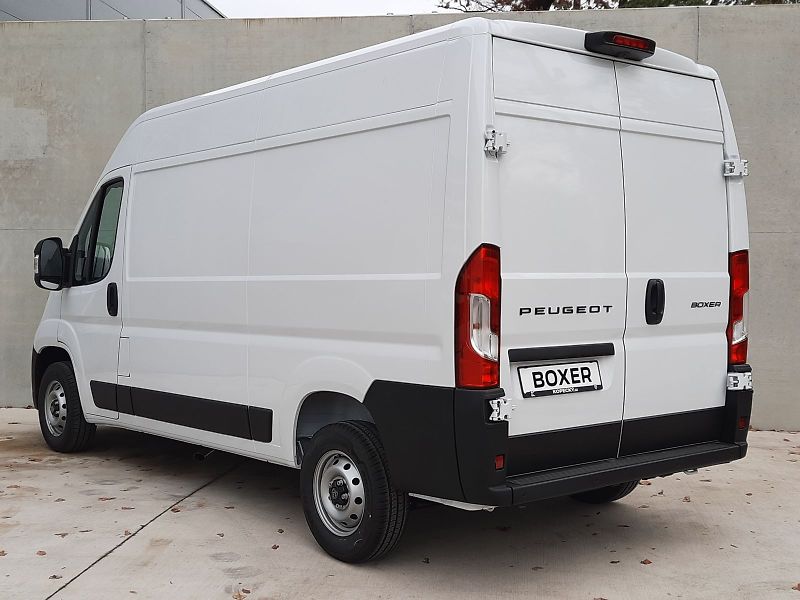 Peugeot Boxer (2026) FG 3300 L2H2 DIESEL 140k MAN6 - fotka 4 z 12