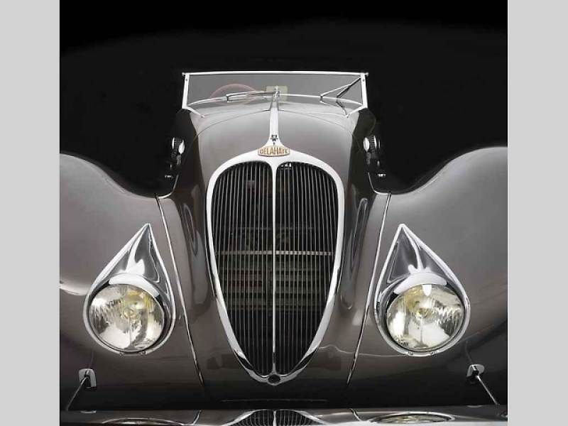 1938 Tatra T97, sbírka Lane Motor Museum.