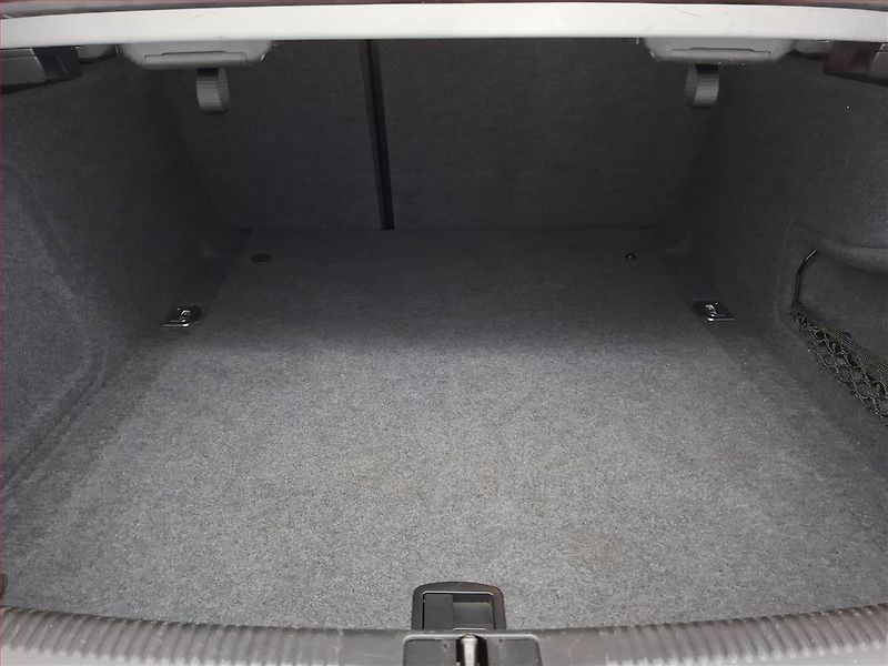 Audi A5 (2008) 3.2 FSI, Automat, Navi, Xenony - fotka 13 z 19
