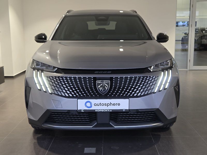 Peugeot 5008 (2025) ALLURE Hybrid 136 e-DSC6 - fotka 2 z 18