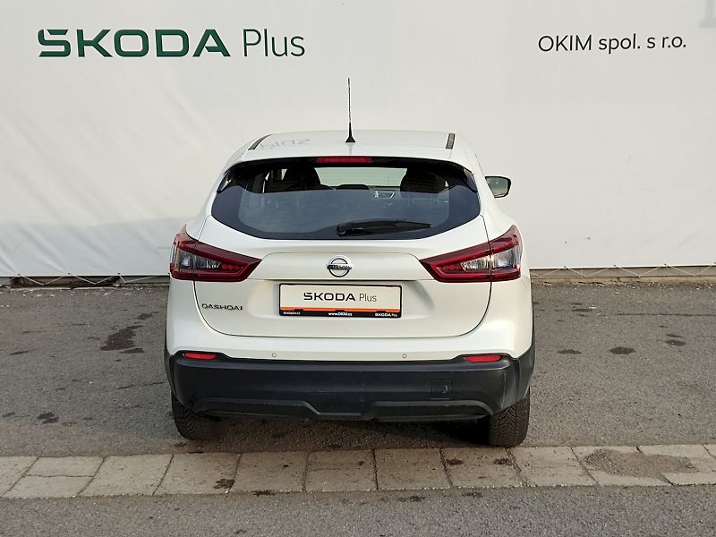 Nissan Qashqai (2021) 1,3 DIG-T 140k - fotka 37 z 40